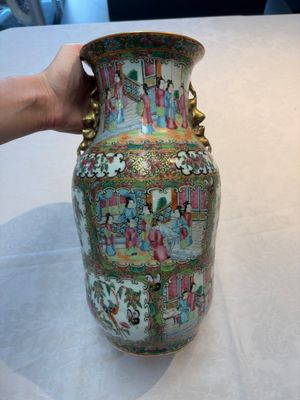 Four Chinese Canton famille rose vases, 19th C. — foto 7