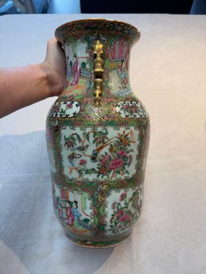 Four Chinese Canton famille rose vases, 19th C. — foto 8