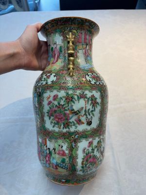 Four Chinese Canton famille rose vases, 19th C. — foto 10