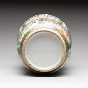 Four Chinese Canton famille rose vases, 19th C. — foto 13