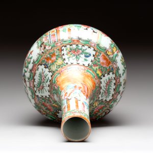 Four Chinese Canton famille rose vases, 19th C. — foto 18
