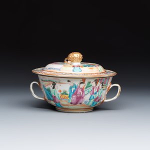 Four Chinese Canton famille rose vases and a covered bowl with figural design — foto 10