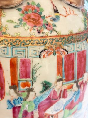 Four Chinese Canton famille rose vases with narrative design, 19th C. — photo 23