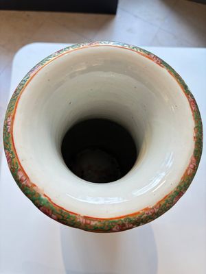 Four Chinese Canton famille rose vases with narrative design, 19th C. — photo 34