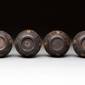 Four Chinese carved and silver-lined coconut cups, 19/20th C. — photo 7