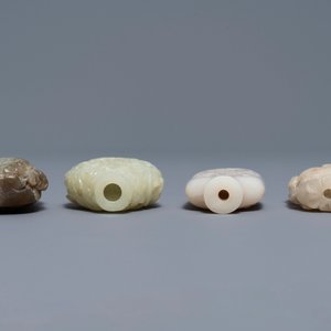 Four Chinese carved jade snuff bottles, 19/20th C. — 照片 3