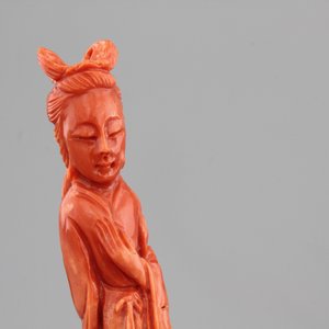 Four Chinese carved red coral figures, 19/20th C. — 照片 9