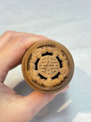 Four Chinese carved wooden cricket cages, 20th C. — photo 23