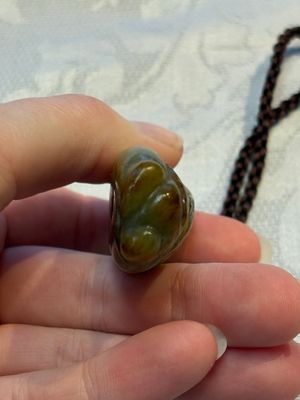 Four Chinese celadon and russet jade carvings, Qing — foto 14