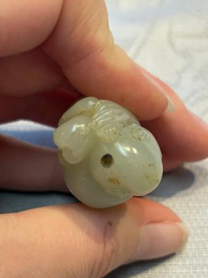 Four Chinese celadon and russet jade carvings, Qing — foto 20