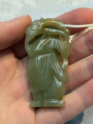 Four Chinese celadon and russet jade carvings, Qing — foto 24