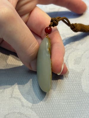 Four Chinese celadon and russet jade carvings, Qing — foto 5