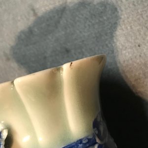 Four Chinese celadon-ground and blue and white vases, 19/20th C. — photo 8