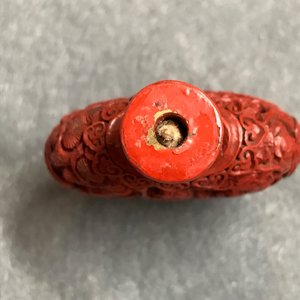 Four Chinese cinnabar lacquer snuff bottles, 19/20th C. — 照片 17