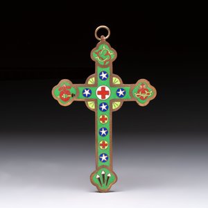Four Chinese cloisonné crucifixes and a holy water font, 19th C. — photo 2