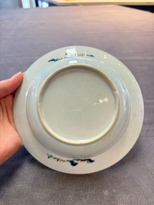 Four Chinese doucai plates with birds among bamboo and floral design, 18th C. — foto 2