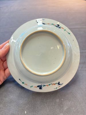 Four Chinese doucai plates with birds among bamboo and floral design, 18th C. — foto 4