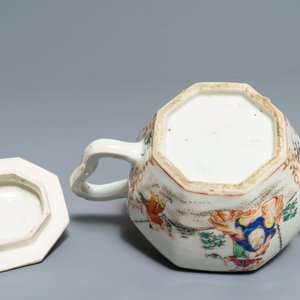 Four Chinese famille rose and blue and white jugs and teapots, Kangxi/Qianlong — 照片 28