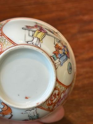 Four Chinese famille rose and iron-red cups and saucers, Yongzheng/Qianlong — photo 39