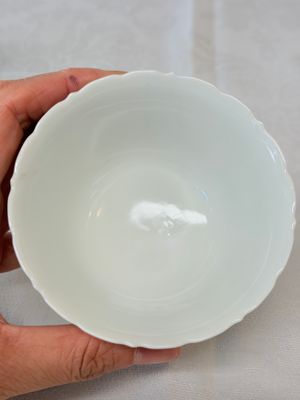 Four Chinese famille rose and monochrome wares — photo 7