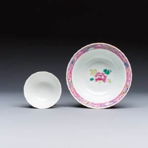 Four Chinese famille rose and monochrome wares — photo 6