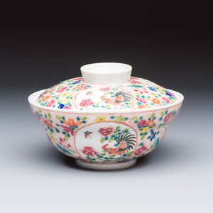 Four Chinese famille rose and polychrome-decorated wares — 照片 18
