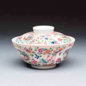 Four Chinese famille rose and polychrome-decorated wares — 照片 19