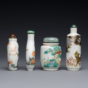 Four Chinese famille rose and verte snuff bottles, 19th C. — photo 4