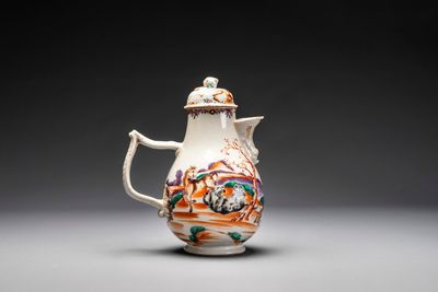 Four Chinese famille rose cups and saucers and an ewer with design of two horses, Qianlong — photo 5