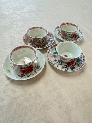 Four Chinese famille rose cups and saucers, Yongzheng/Qianlong — photo 1