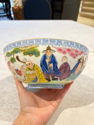 Four Chinese famille rose eggshell bowls with 'immortals' and 'landscape' design, Republic — photo 15