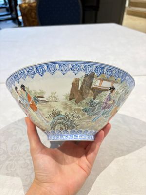 Four Chinese famille rose eggshell bowls with 'immortals' and 'landscape' design, Republic — photo 4