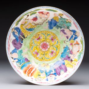 Four Chinese famille rose eggshell bowls with 'immortals' and 'landscape' design, Republic — photo 19