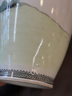 Four Chinese famille rose 'Elegant Beauties' vases, Qianlong marks, 20th C. — photo 23