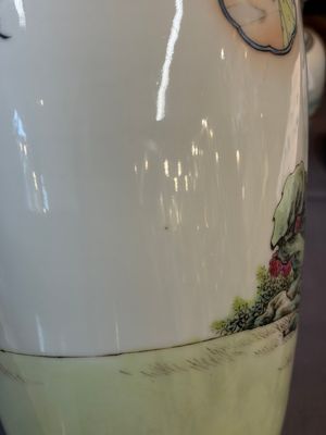 Four Chinese famille rose 'Elegant Beauties' vases, Qianlong marks, 20th C. — photo 35