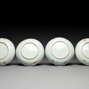 Four Chinese famille rose 'flower basket' plates, Qianlong — photo 3