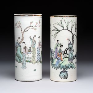 Four Chinese famille rose hat stands with figures and birds among blossoming branches, Republic — 照片 8