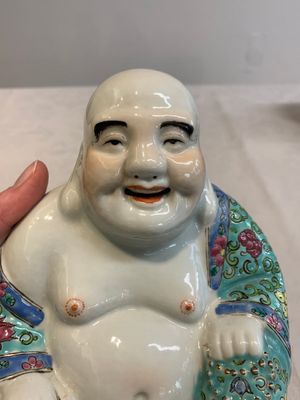 Four Chinese famille rose Milefo Buddhas, Wan Tongshun 萬同順 mark, 20th C. — photo 14