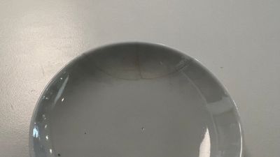 Four Chinese famille rose millefleurs covered bowls on stands, Qianlong mark, Republic — photo 8