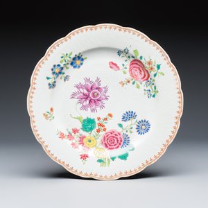 Four Chinese famille rose plates with fine floral design — photo 6