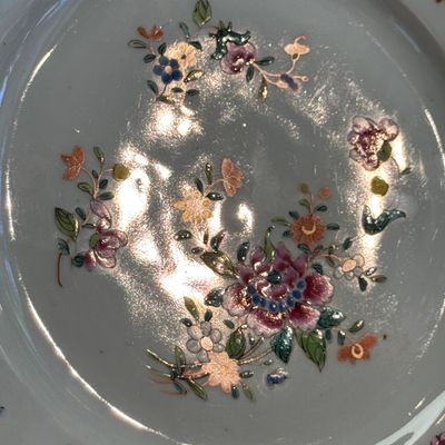 Four Chinese famille rose plates with floral and landscape design — photo 18