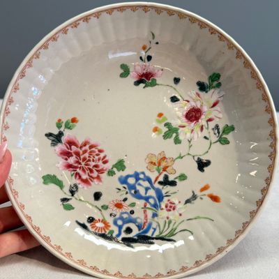 Four Chinese famille rose plates with floral and landscape design — photo 22