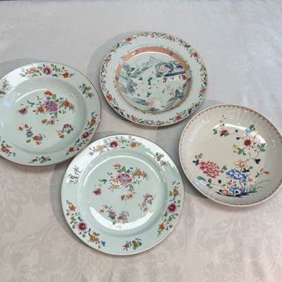 Four Chinese famille rose plates with floral and landscape design — photo 1