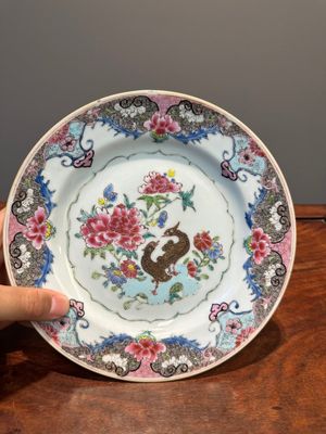 Four Chinese famille rose plates with flowers and animals, Yongzheng/Qianlong — 照片 15