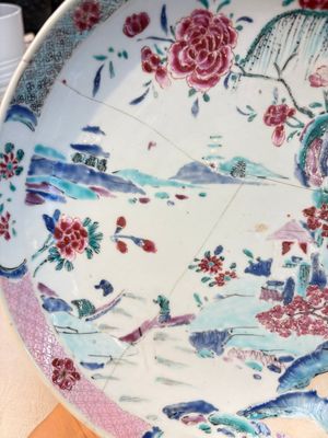 Four Chinese famille rose 'riverscape' plates and five 'flower basket' plates, Qianlong — foto 13