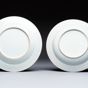 Four Chinese famille rose 'Roosters' plates and a 'Crane' dish, Qianlong — foto 7