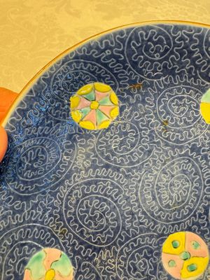 Four Chinese famille rose saucers and a gilt-decorated powder-blue-ground saucer, Qianlong and Jiaqing marks, 18/19th C. — photo 21