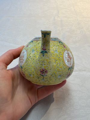 Four Chinese famille rose teapots, Luo Yong Sheng Hao 罗永盛号 mark, 20th C. — foto 22