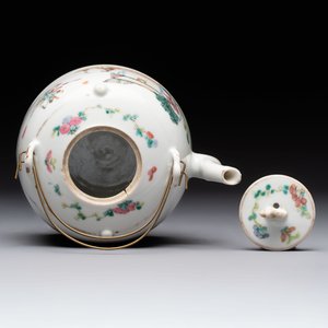 Four Chinese famille rose teapots, Luo Yong Sheng Hao 罗永盛号 mark, 20th C. — foto 18