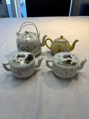 Four Chinese famille rose teapots, Luo Yong Sheng Hao 罗永盛号 mark, 20th C. — foto 1